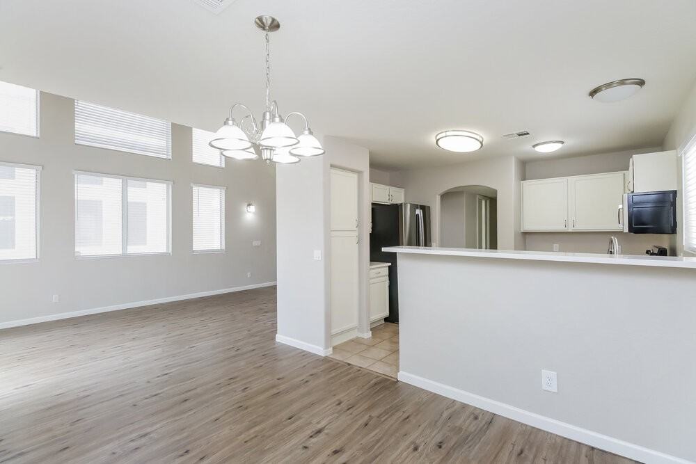 3719 E Inverness Ave #38 - Photo 7 of 17