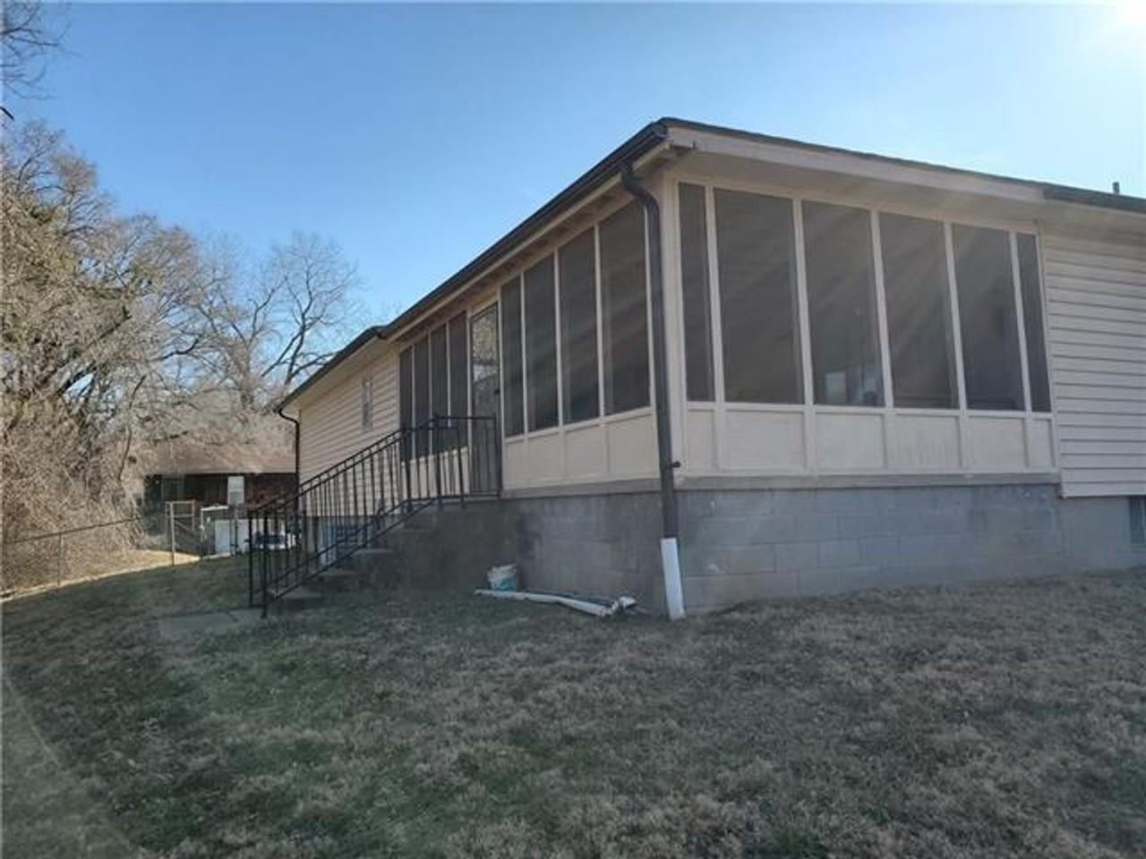 3212 N 68th St - Photo 4 of 23