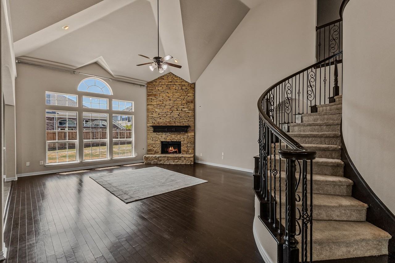 14020 Sparrow Hill Dr - Photo 6 of 45
