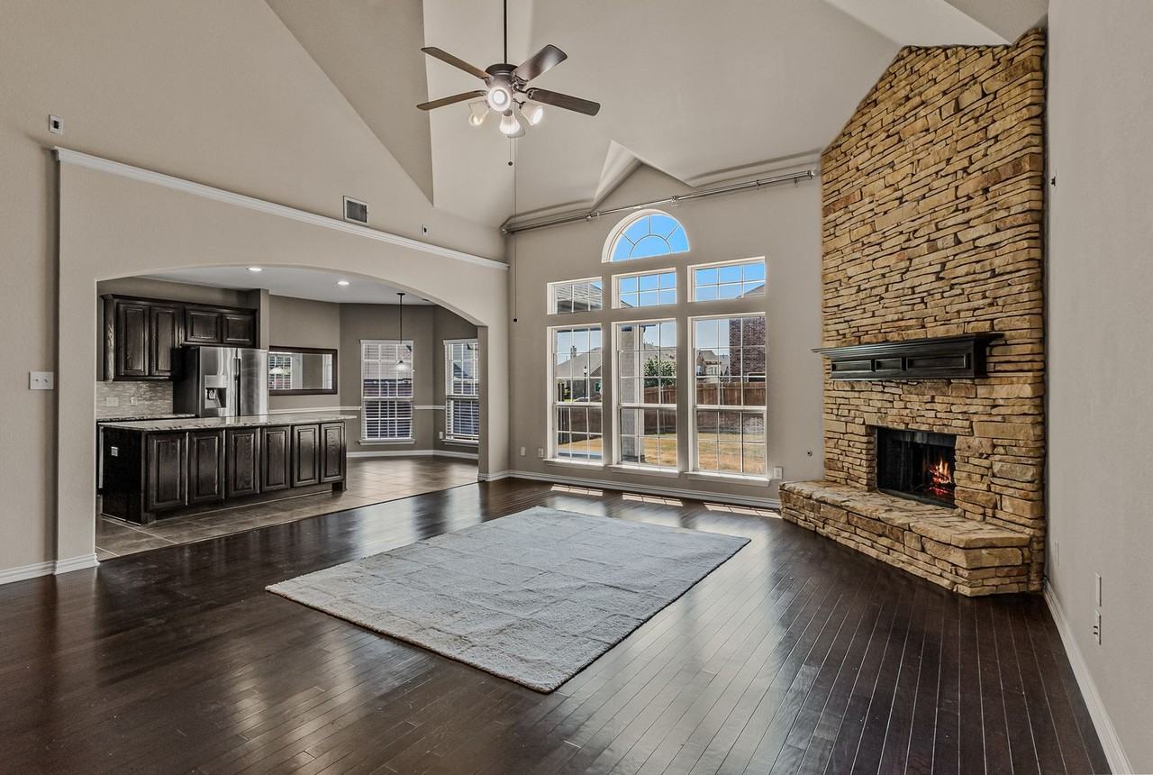 14020 Sparrow Hill Dr - Photo 7 of 45