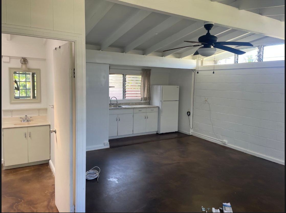 514 Ulukou St - Photo 2 of 7