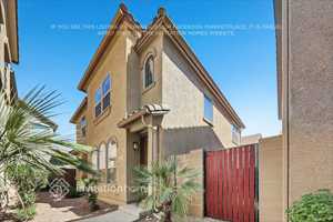 featured image of 1407 S Moccasin Trl