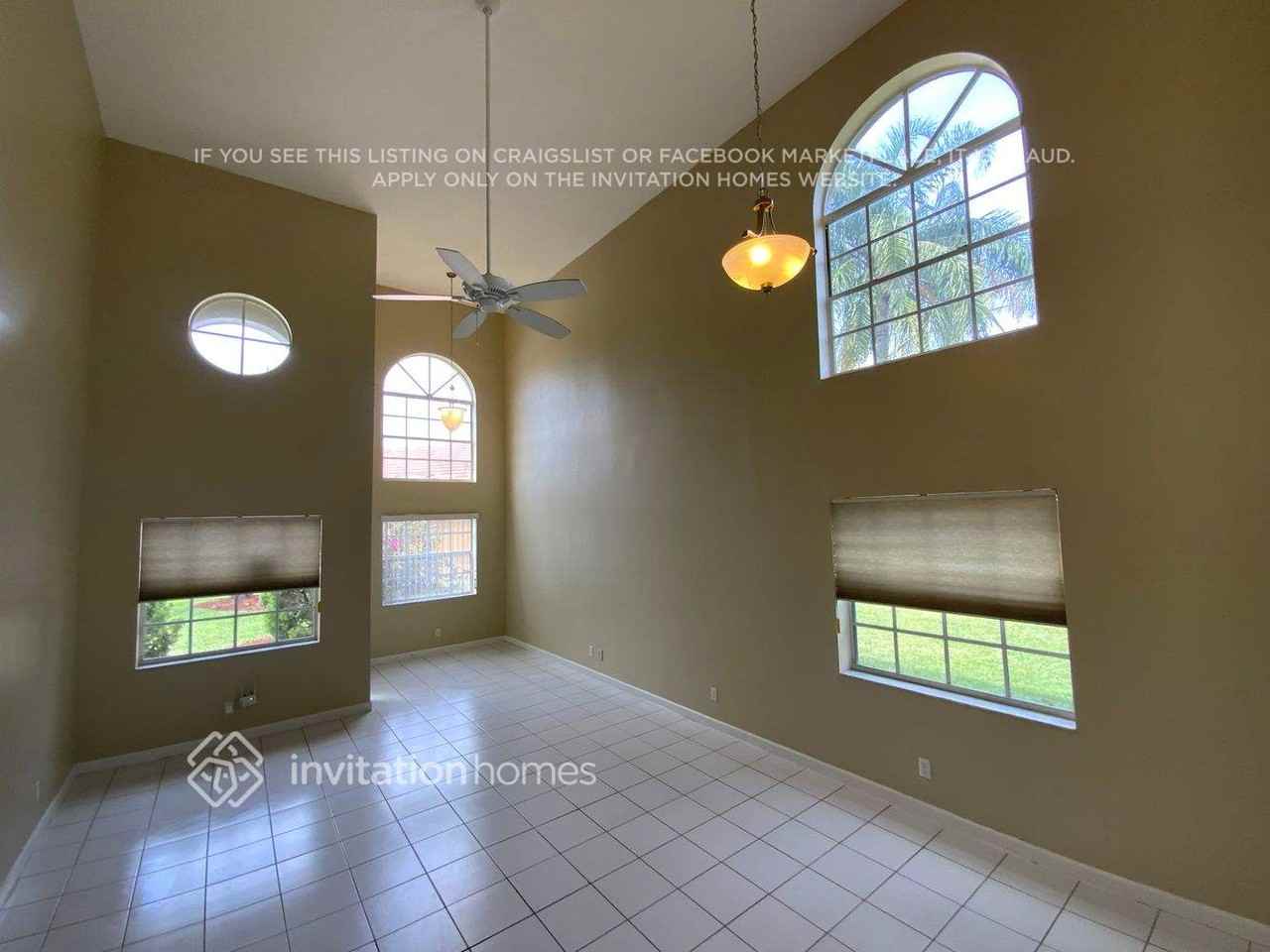 12400 Summer Springs Dr - Photo 2 of 22