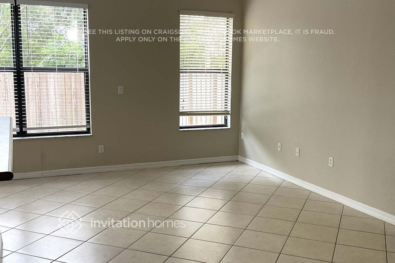 8916 Sw 228th Ln - Photo 3 of 11