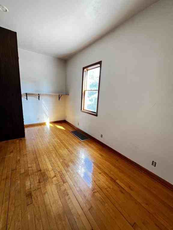 1812 Oregon St - Photo 7 of 9