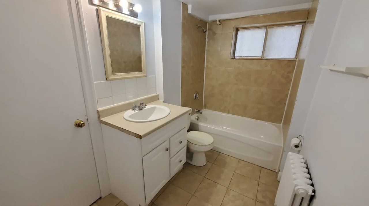 68 Wayne Ave - Photo 2 of 10