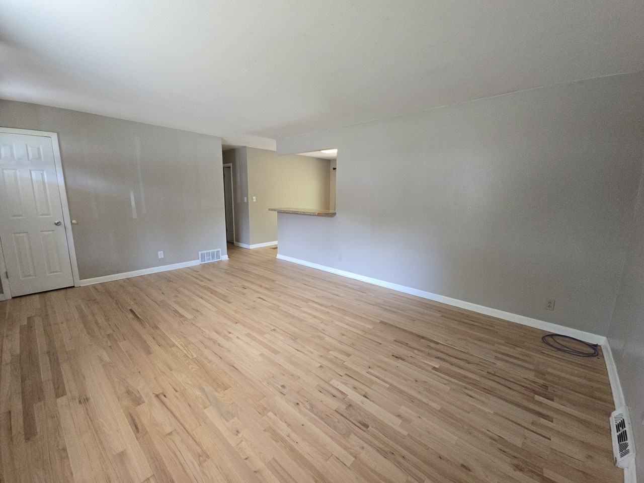 1508 Brentwood Dr - Photo 3 of 11
