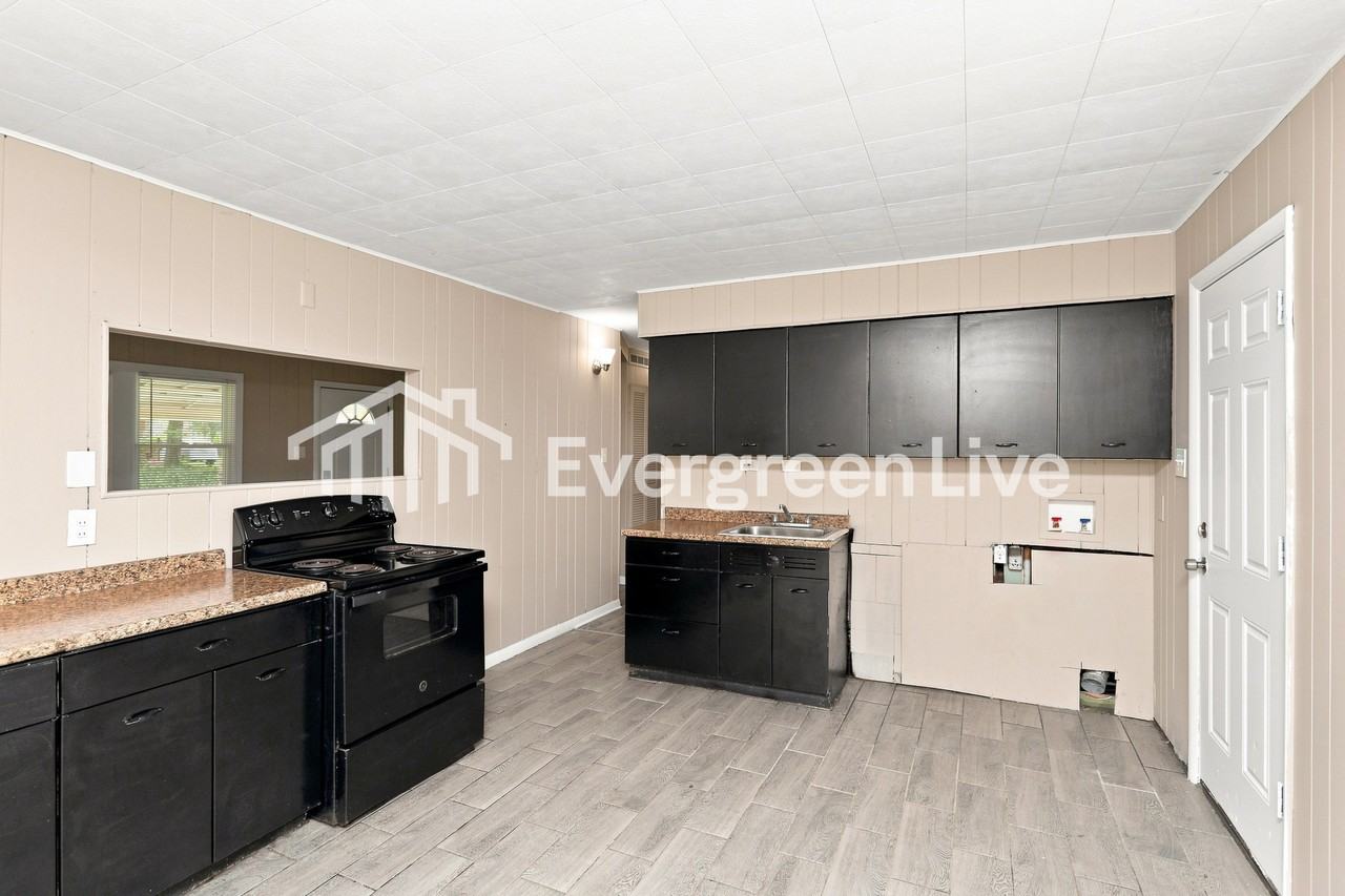 6870 Home City Ave - Photo 3 of 15