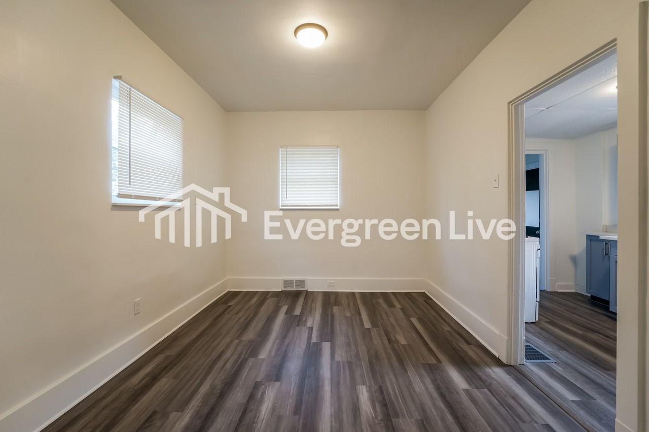 2412 Wurzell Ave - Photo 6 of 15