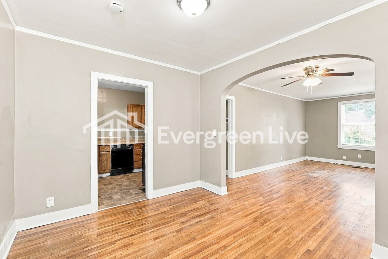 1742 Pinetree Rd - Photo 6 of 15