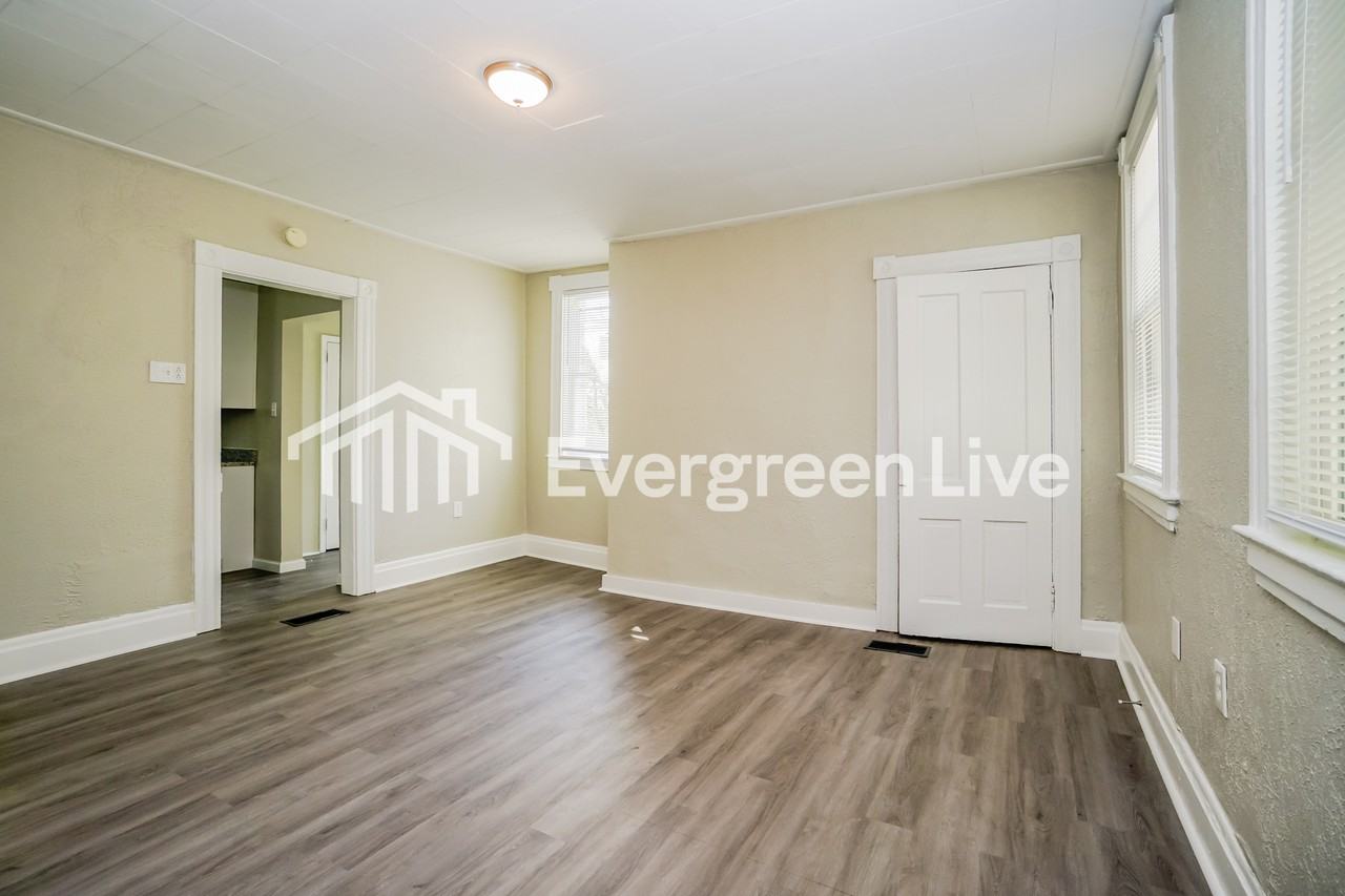 299 Bascom Ave - Photo 2 of 15