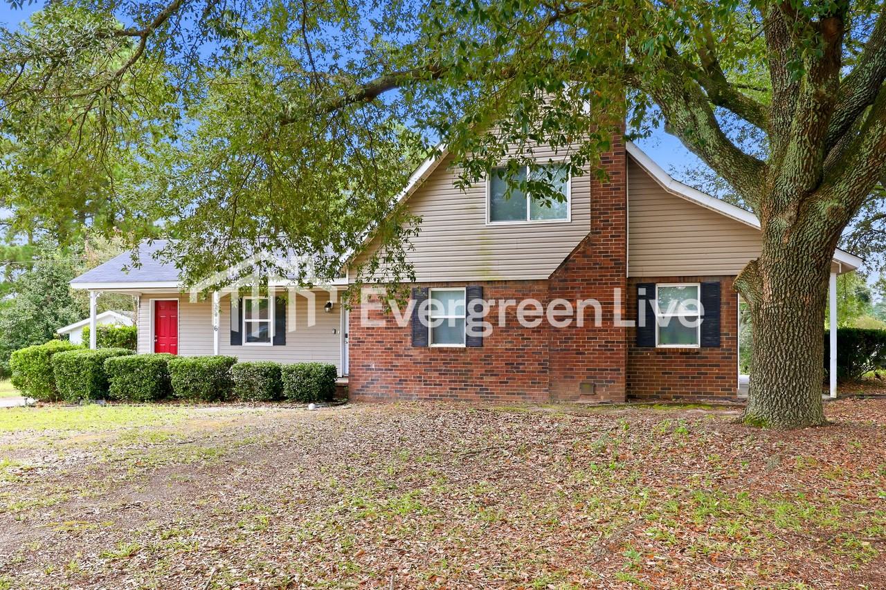 4016 Whispering Pines Rd S - Photo 2 of 15