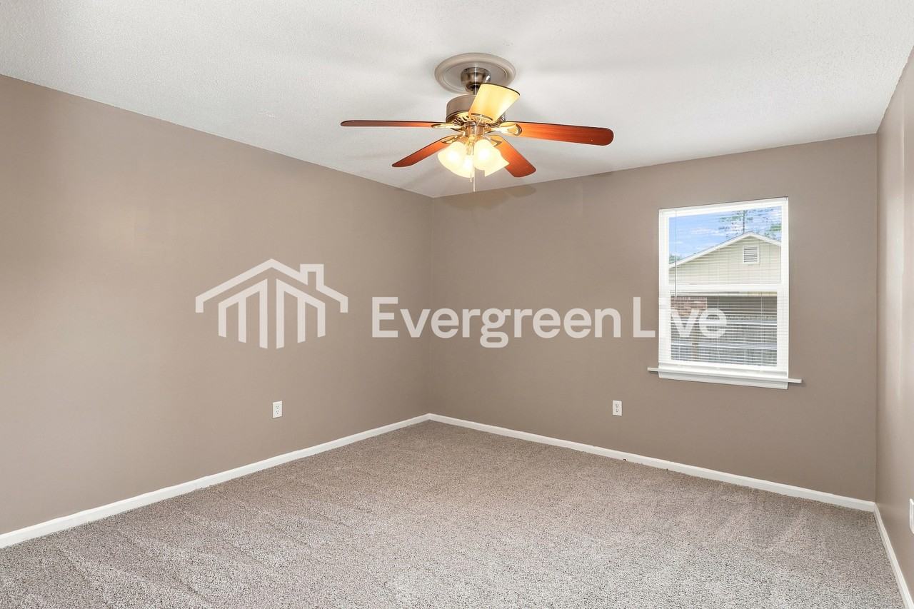 4016 Whispering Pines Rd S - Photo 7 of 15