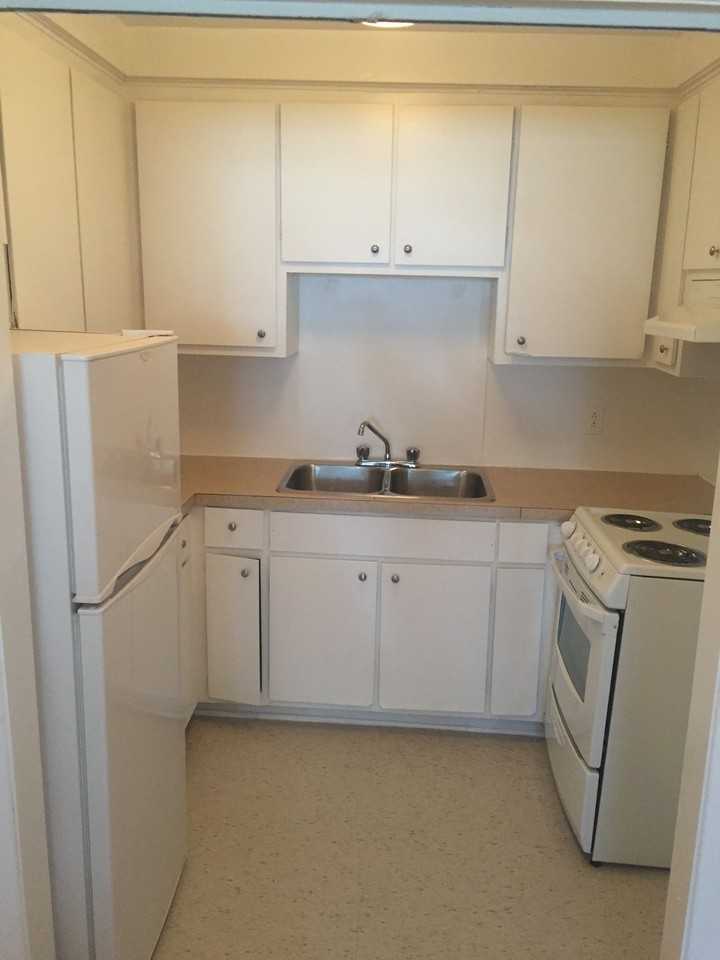 2625 Avenue de Kent - Photo 3 of 8