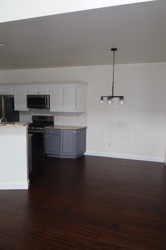 610 Prestwick Dr - Photo 2 of 47