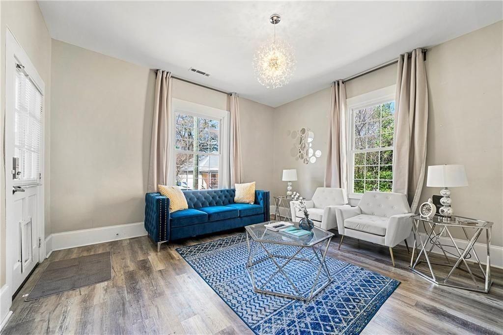 1099 Center St Nw - Photo 2 of 13