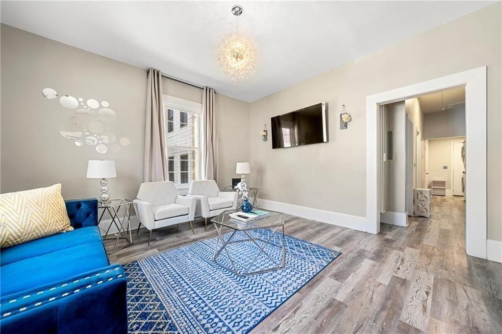 1099 Center St Nw - Photo 3 of 13