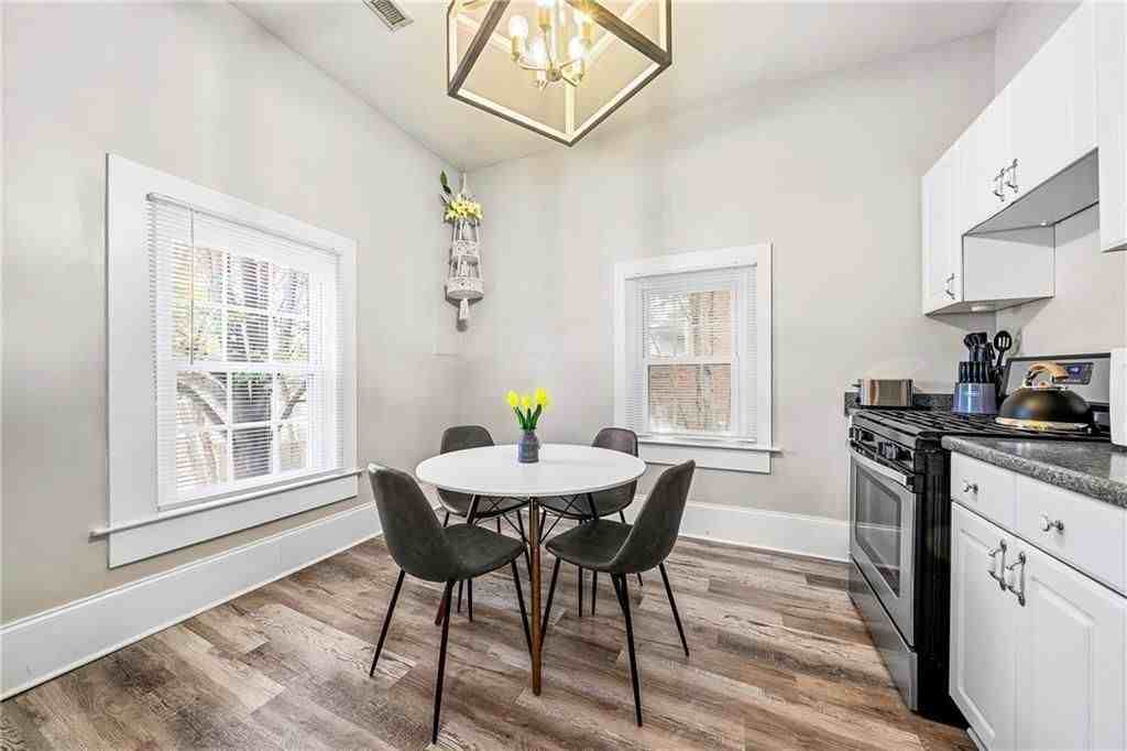 1099 Center St Nw - Photo 6 of 13