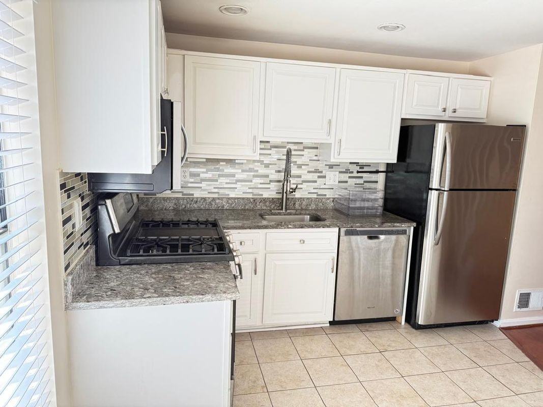 3408 Littleleaf Pl - Photo 2 of 12