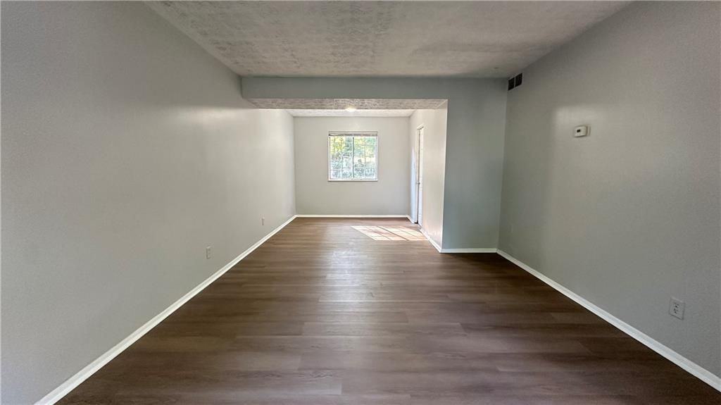 2176 Hopkins Mill Ln - Photo 3 of 22