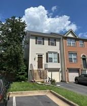 201 Knollwood Ct - Photo 1 of 1