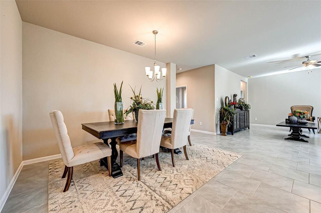 8527 Golden Field Dr - Photo 3 of 48