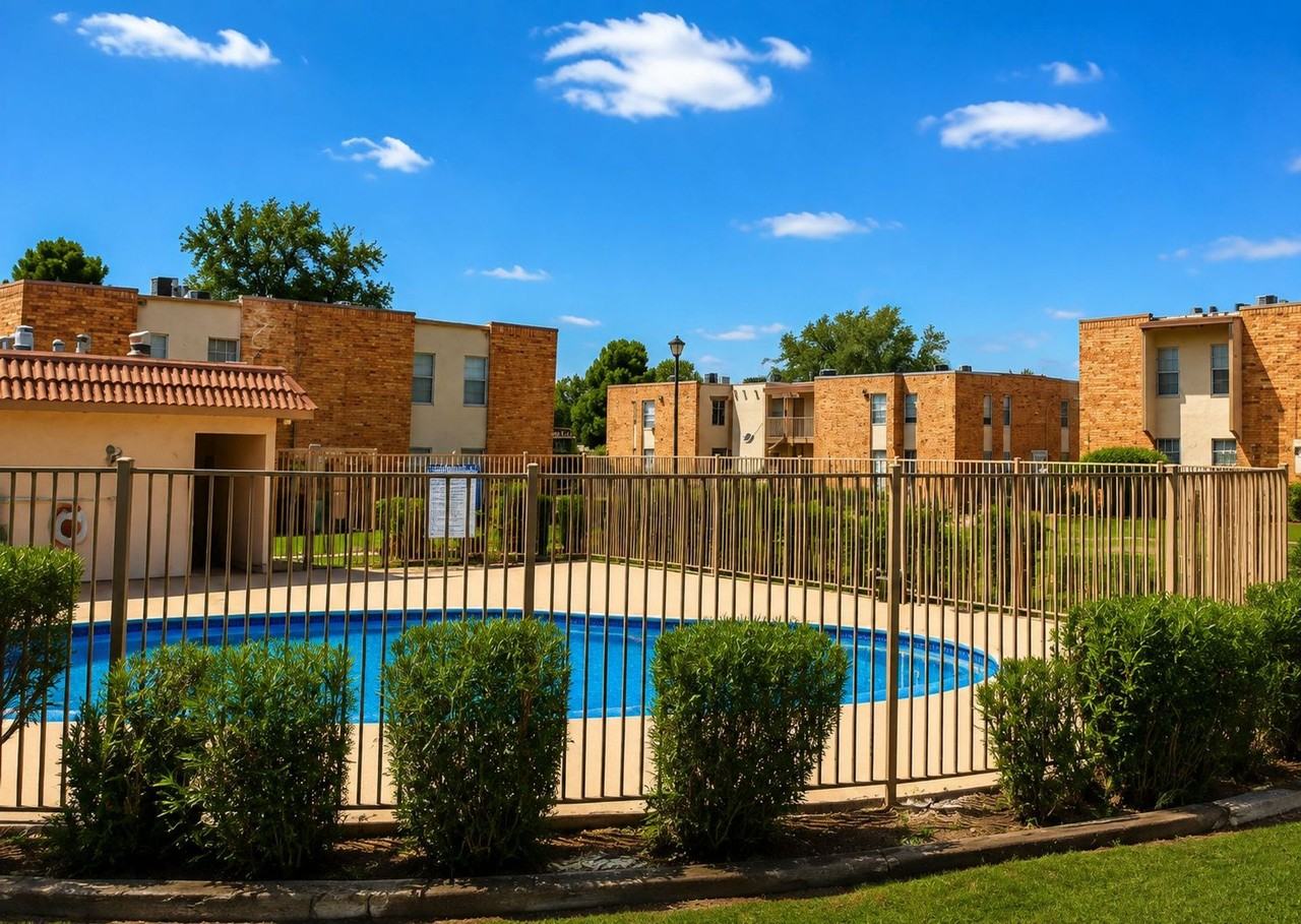 Carriage House Apartments of Odessa - Photo 2 of 26