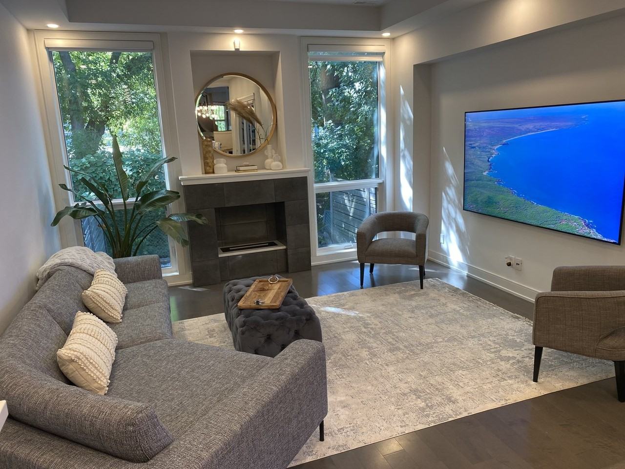 82 Templeton St - Photo 5 of 17