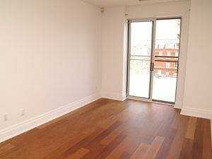 111 Merton St - Photo 5 of 12
