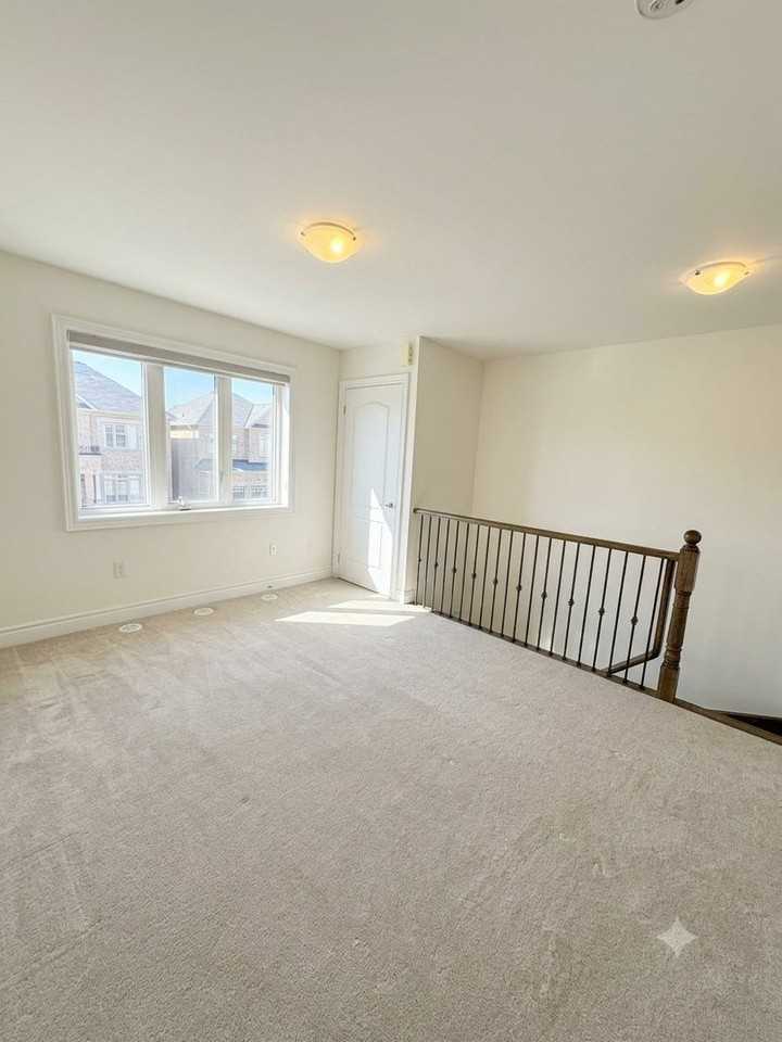 289 William Forster Rd - Photo 5 of 10