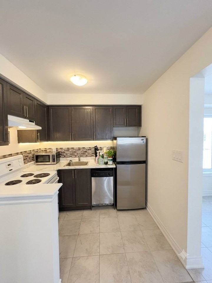 289 William Forster Rd - Photo 6 of 10