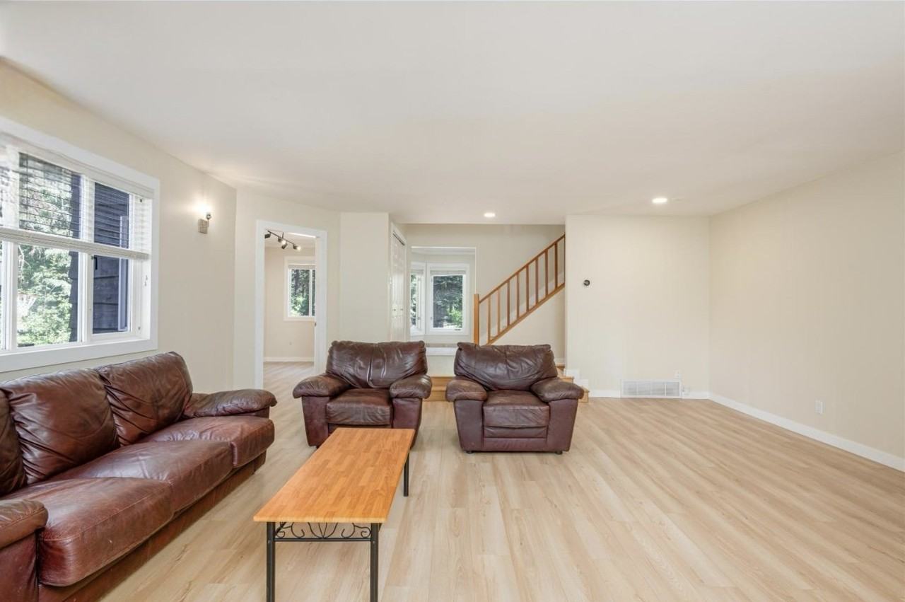 6201 Bench Dr - Photo 5 of 15