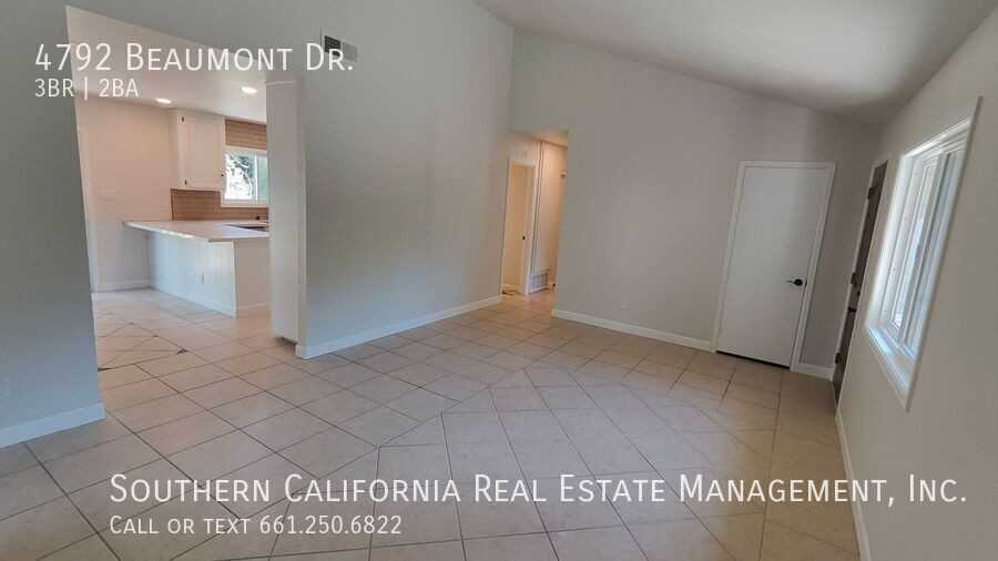 4792 Beaumont Dr - Photo 4 of 17