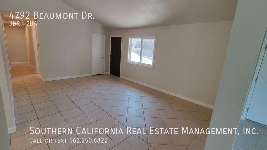 4792 Beaumont Dr - Photo 5 of 17