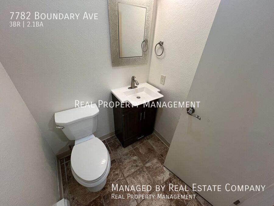 7782 Boundary Ave - Photo 5 of 21