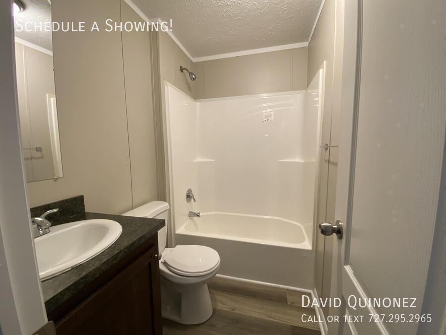 215 Macon Dr - Photo 7 of 19