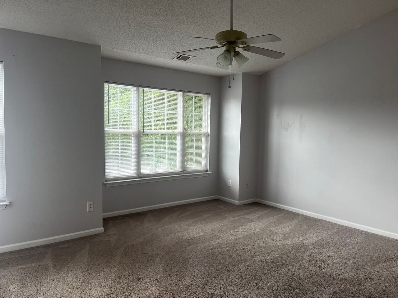 127 Cirrus Ct - Photo 5 of 7
