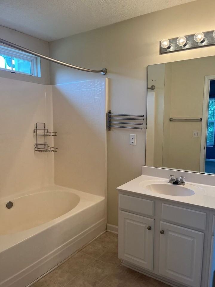 127 Cirrus Ct - Photo 7 of 7