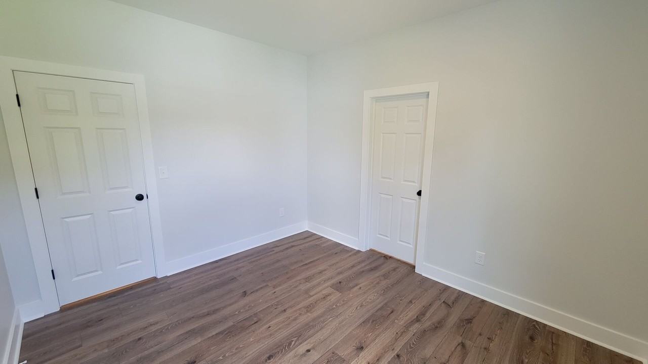 125 Ledbetter St #B - Photo 6 of 13