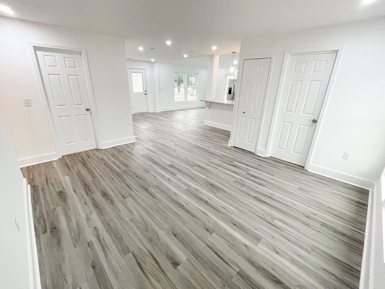 101 Elmer St - Photo 2 of 17
