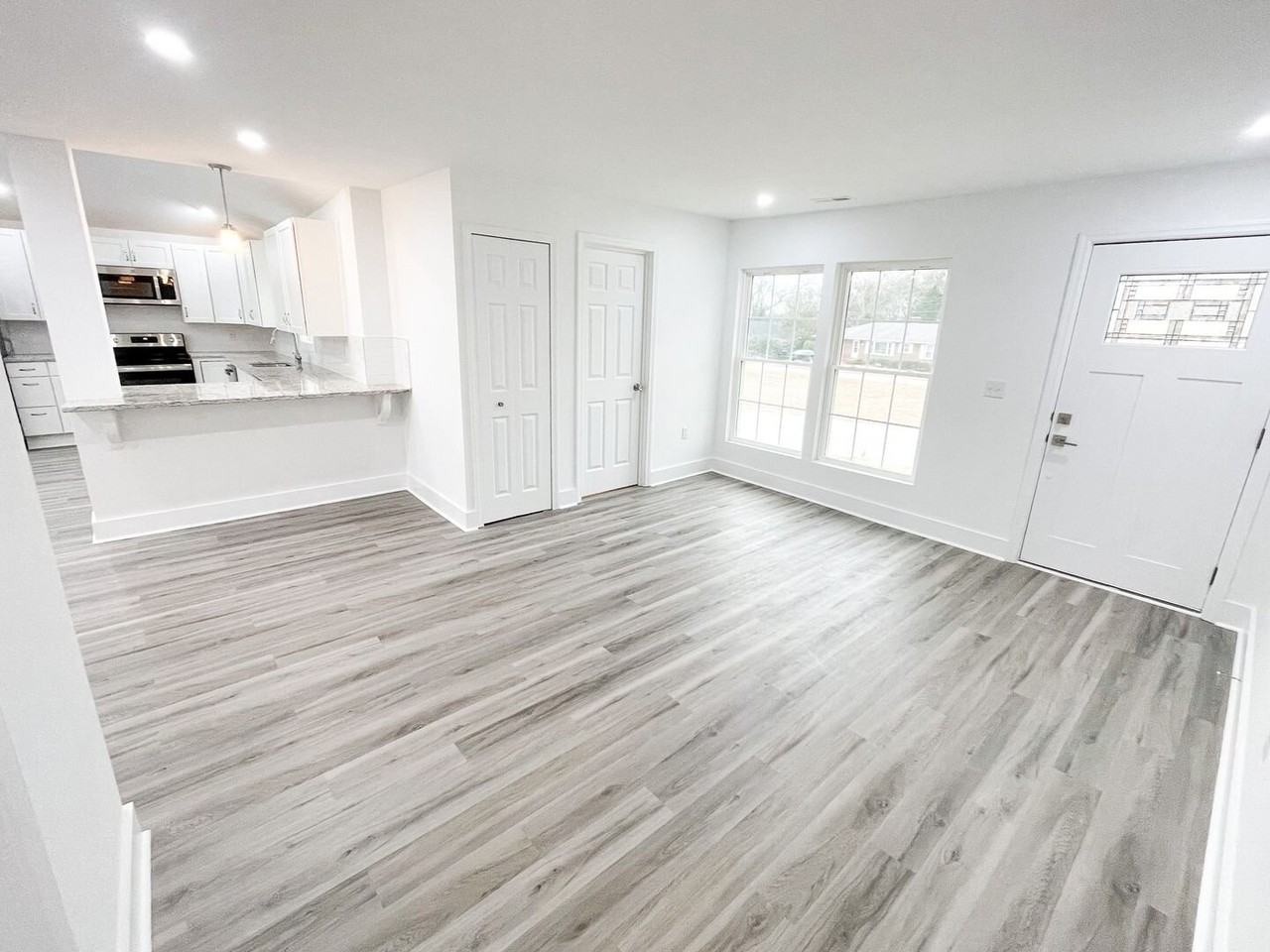 101 Elmer St - Photo 3 of 17