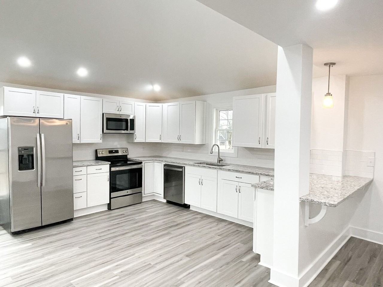 101 Elmer St - Photo 6 of 17