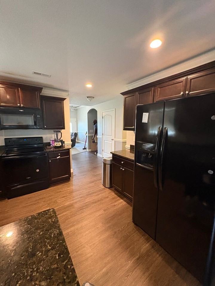 254 Highland Springs Loop - Photo 7 of 27