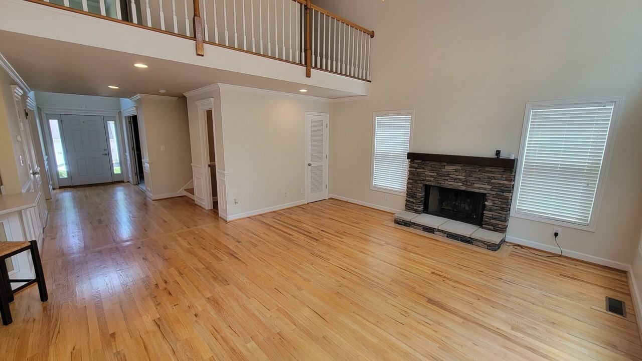 95 River Park Ln - Photo 7 of 19