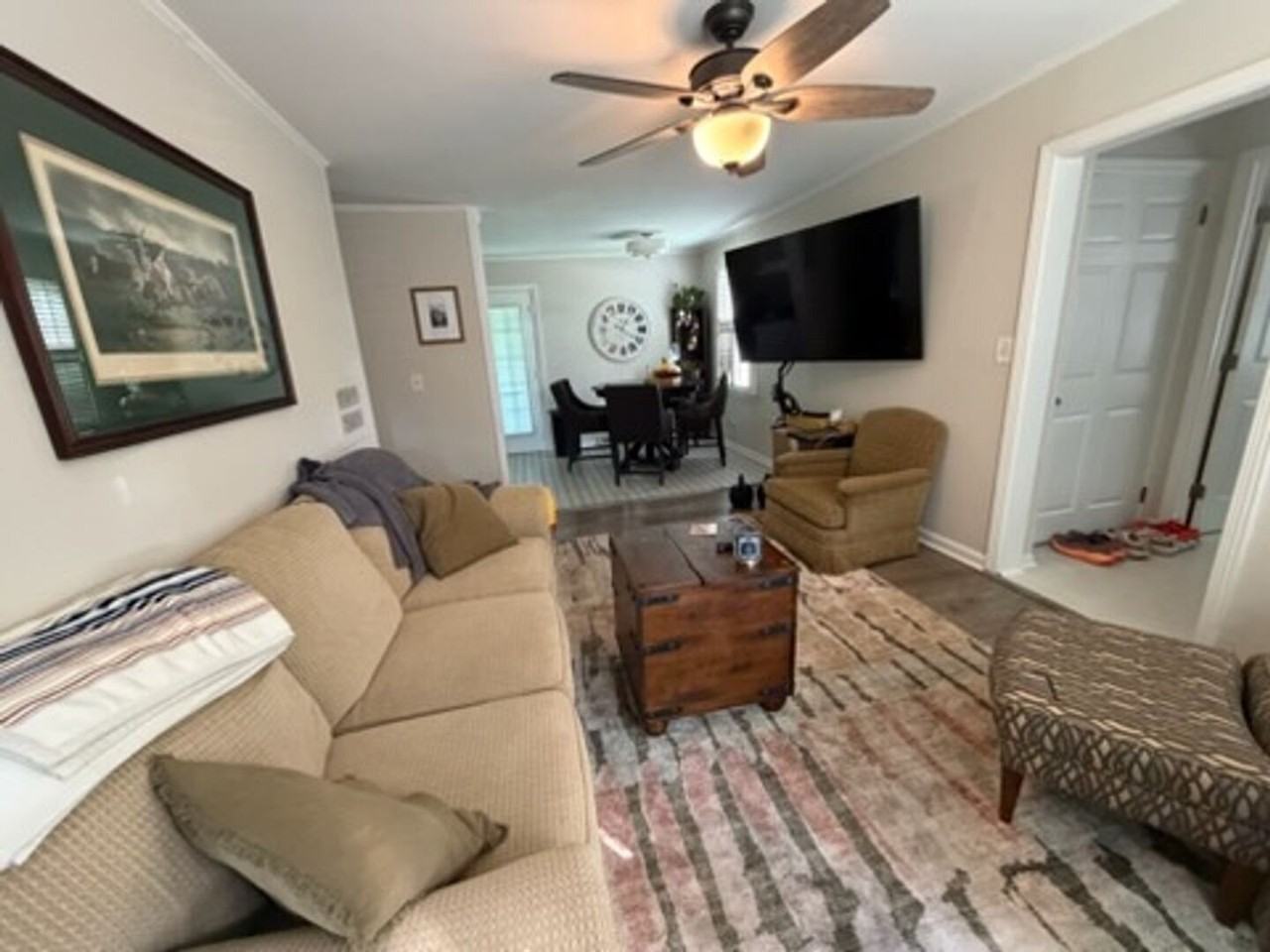 103 Fairlane Cir - Photo 2 of 10