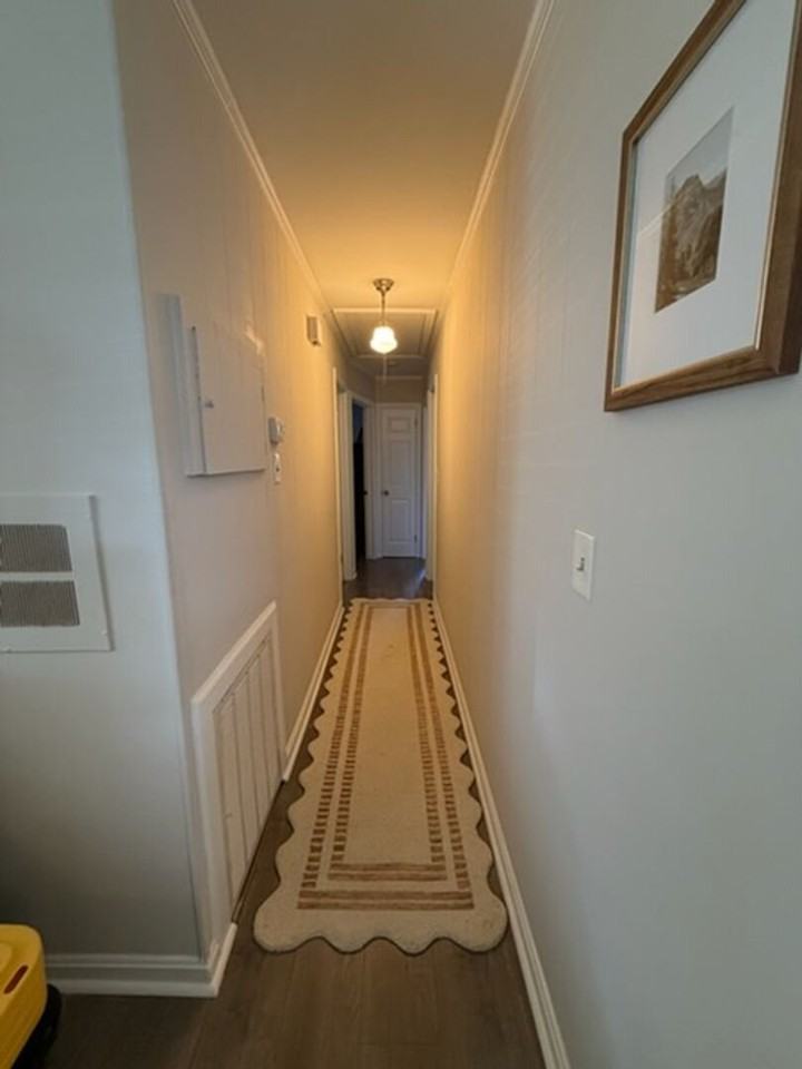 103 Fairlane Cir - Photo 3 of 10