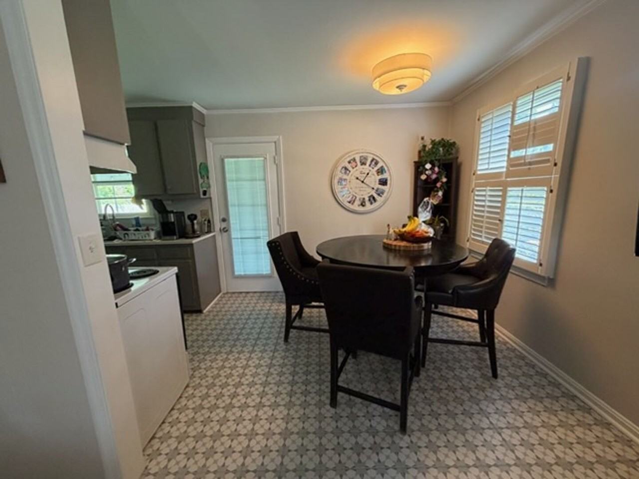 103 Fairlane Cir - Photo 6 of 10