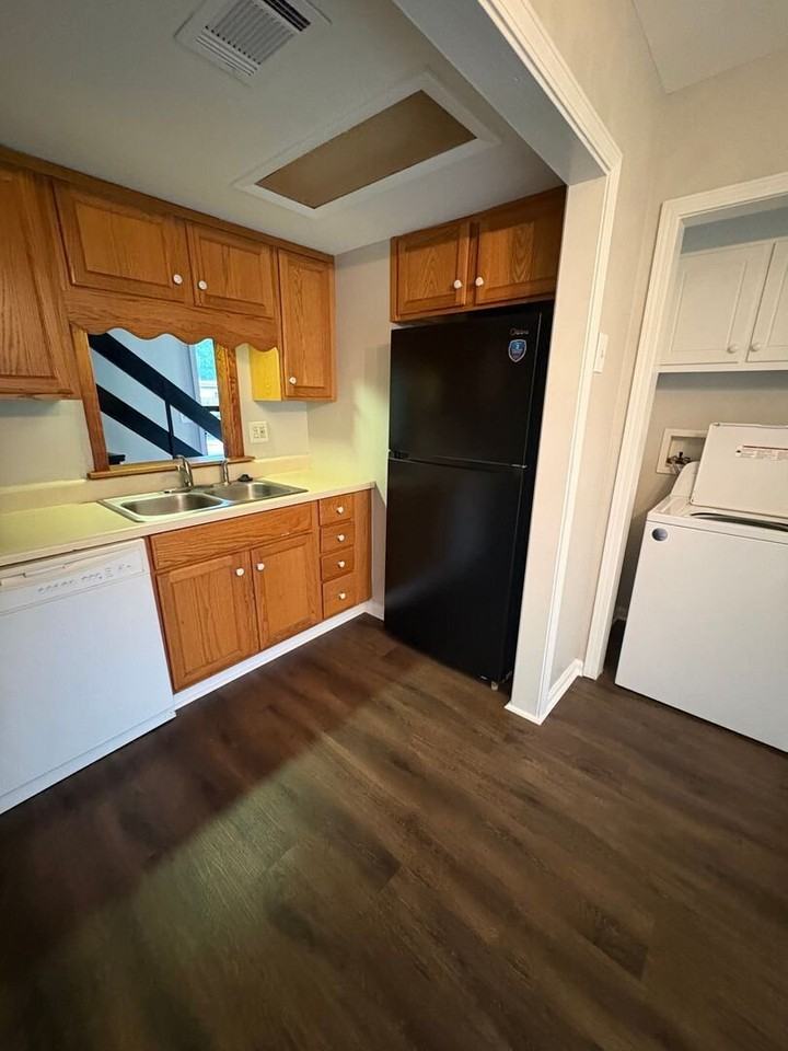 3706 E North St #M8 - Photo 7 of 21