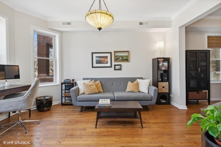 1741 W Catalpa Ave #2 - Photo 5 of 14