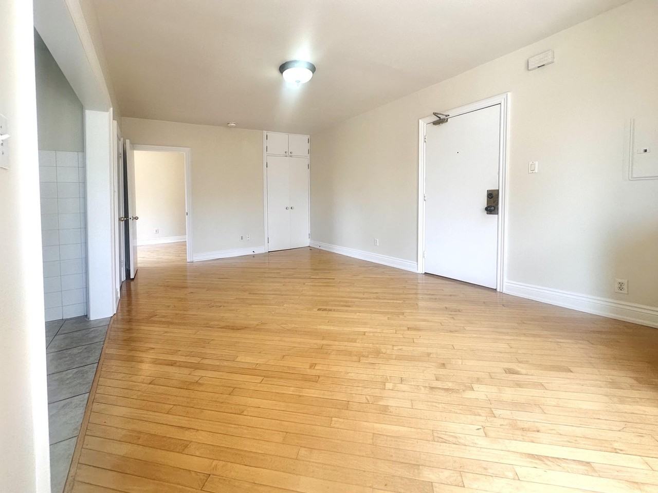 1960 Davenport Road #101 - Photo 4 of 9